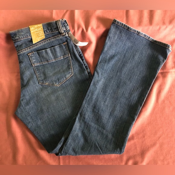 Old Navy the sweetheart Classic Rise Flare Stretch 12 Regular - Picture 3 of 15
